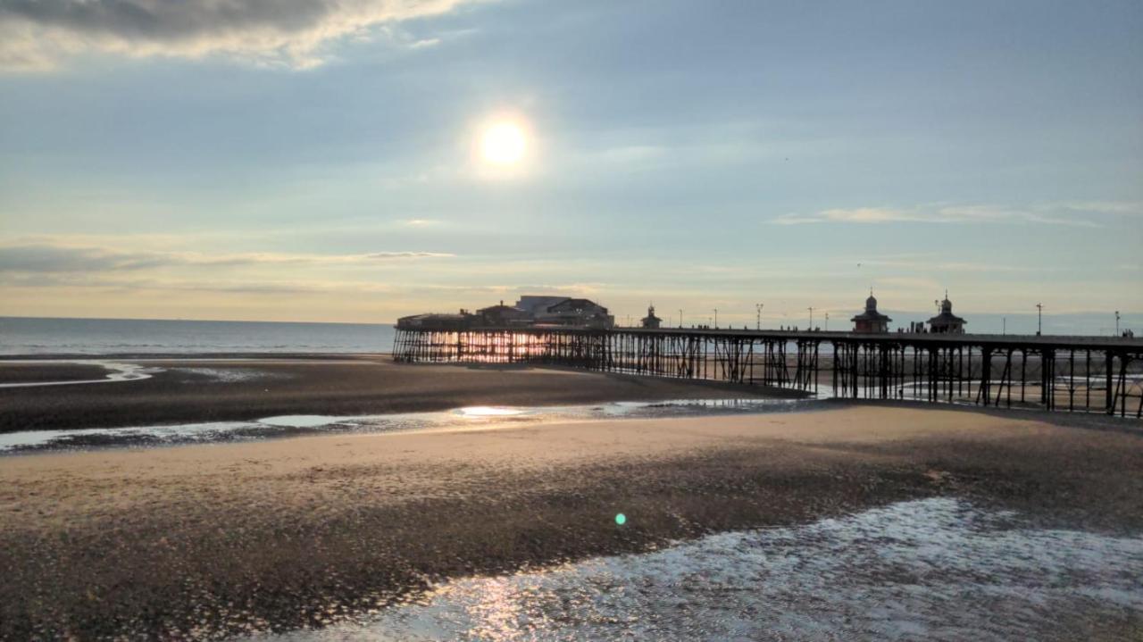 The Winter Garden Suites Blackpool Eksteriør billede